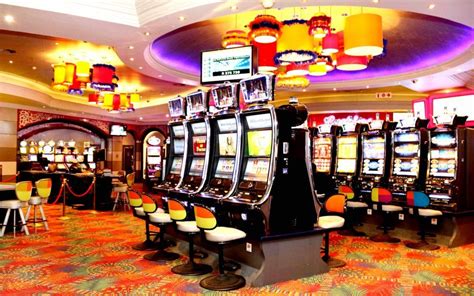 Máquinas de slot de casino por diversão
